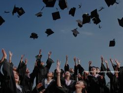 5 Universitas Terbaik untuk Kamu yang Ingin Studi Luar Negeri di Bidang Pendidikan