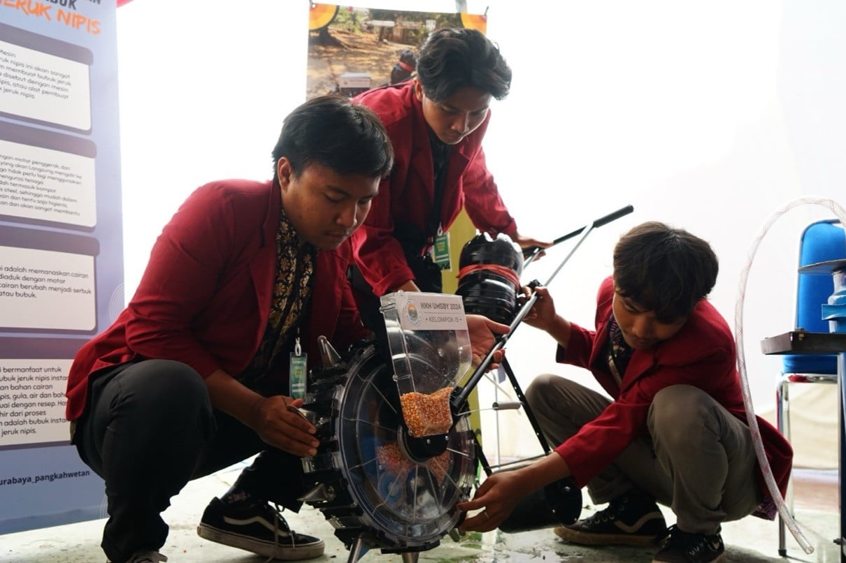 Mahasiswa UMS Kembangkan Alat Penanam Jagung Otomatis Inovatif untuk Tingkatkan Produksi Pertanian
