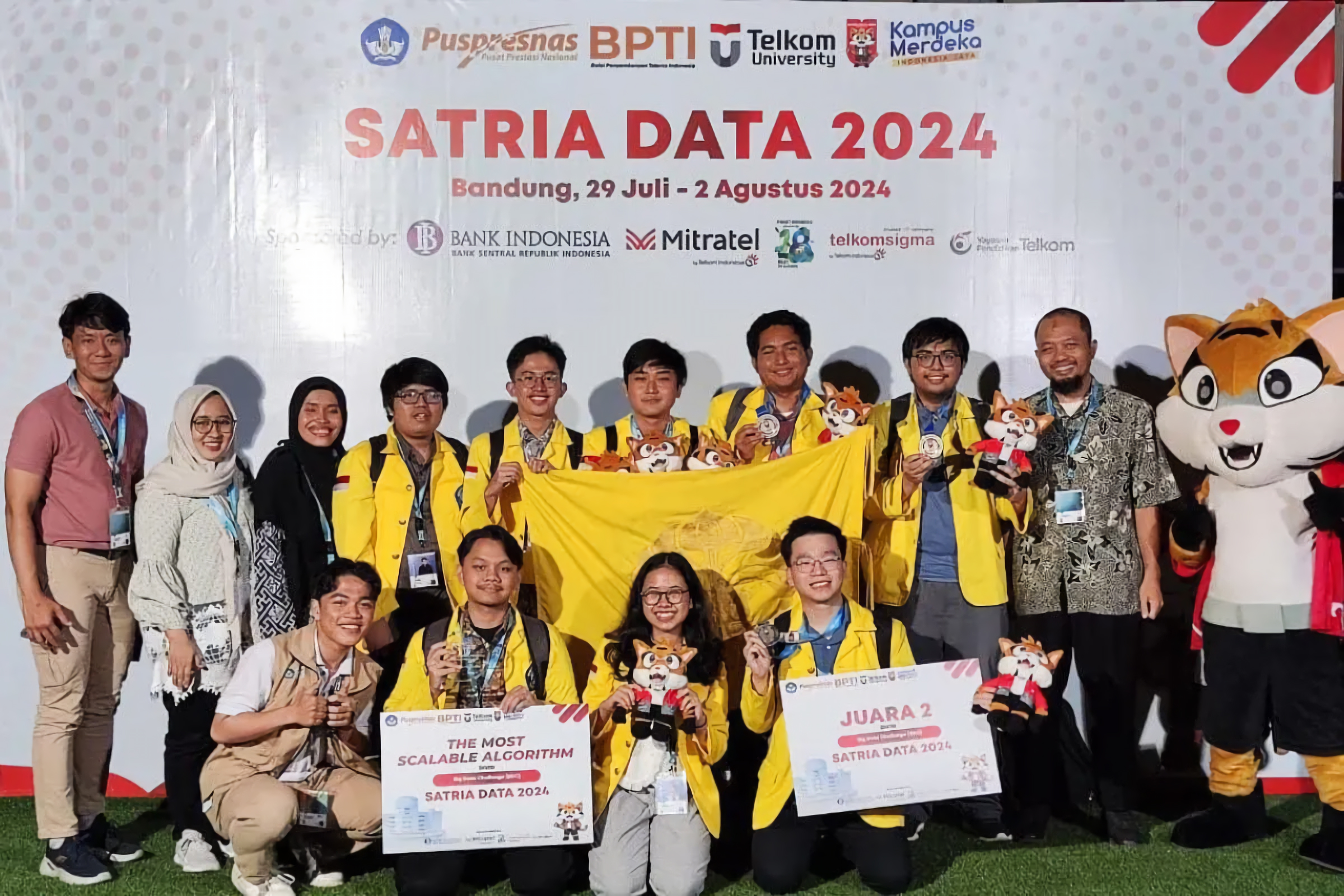 Mahasiswa UI Menang Medali Perak di Kompetisi Satria Data 2024