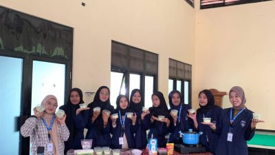 Inovasi Mahasiswa KKN UNIWARA: Puding Kelor Sebagai Solusi Efektif Mengatasi Stunting