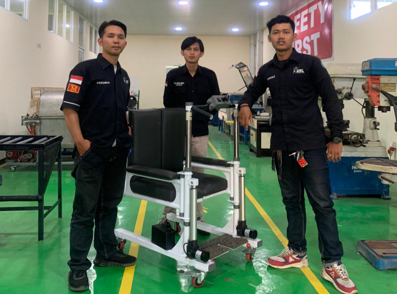 Kursi Roda untuk Transfer Pasien, Inovasi Mahasiswa Teknik Mesin UBL Masuk Final LNT-RBM 2024