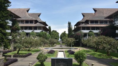 Tim Mahasiswa ITB Raih Juara 1 dalam Yokogawa Indonesia Student Paper Competition 2024 dengan Inovasi Teknologi Kesehatan