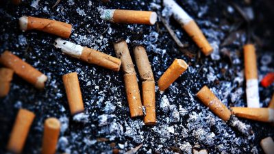 Mahasiswa ITS Kembangkan Inovasi Menggunakan Sampah Puntung Rokok untuk Memperkuat Aspal Jalan