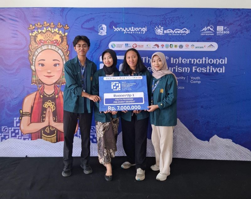 Tim Mahasiswa ITB Meraih Juara Kedua di Youth Program Competition dengan Inovasi Mitigasi Bencana Alam di Kawasan Ijen