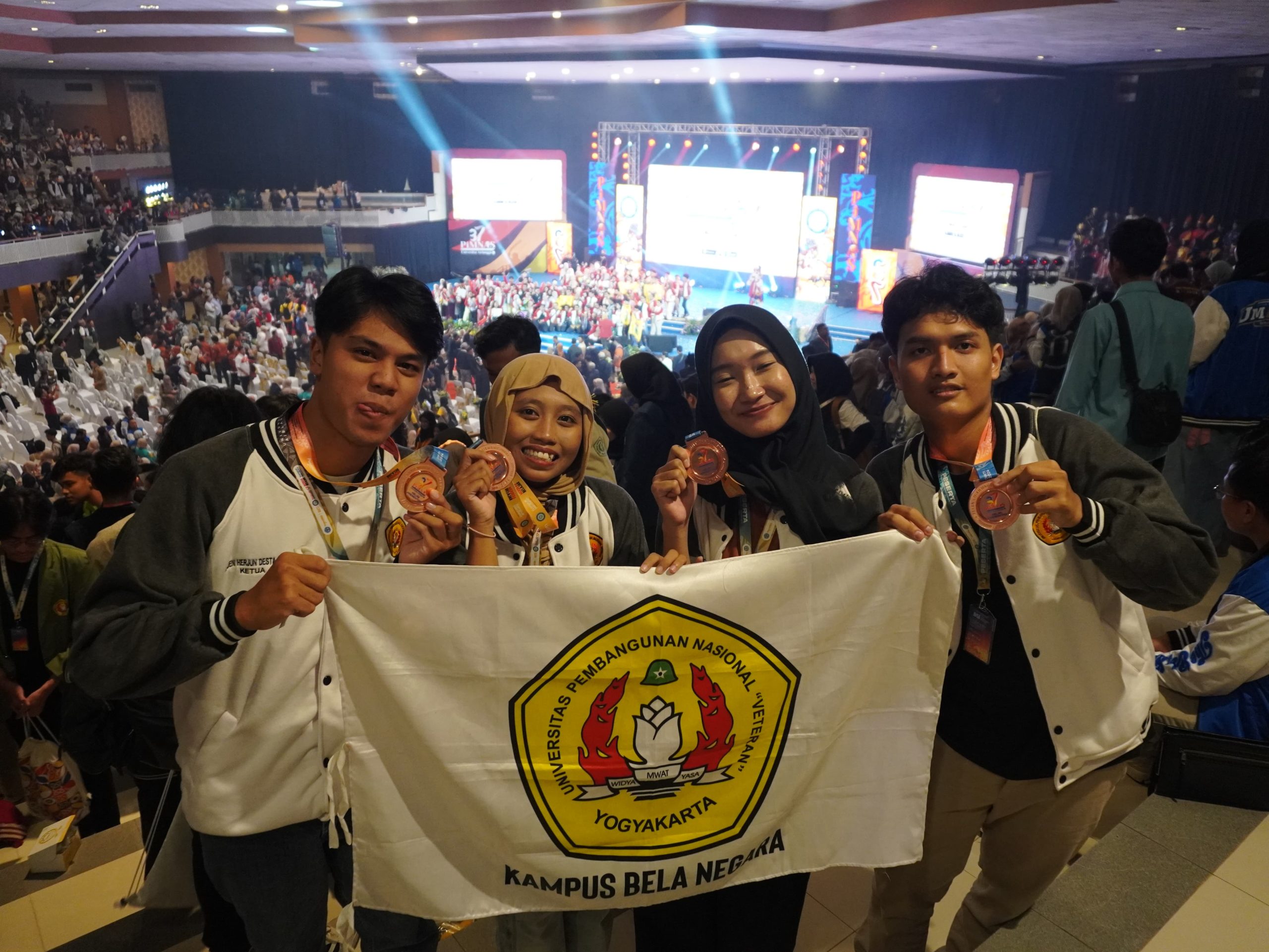 Tim UPN Veteran Yogyakarta Raih Perunggu di PIMNAS ke-37 dengan Inovasi TRIODEON
